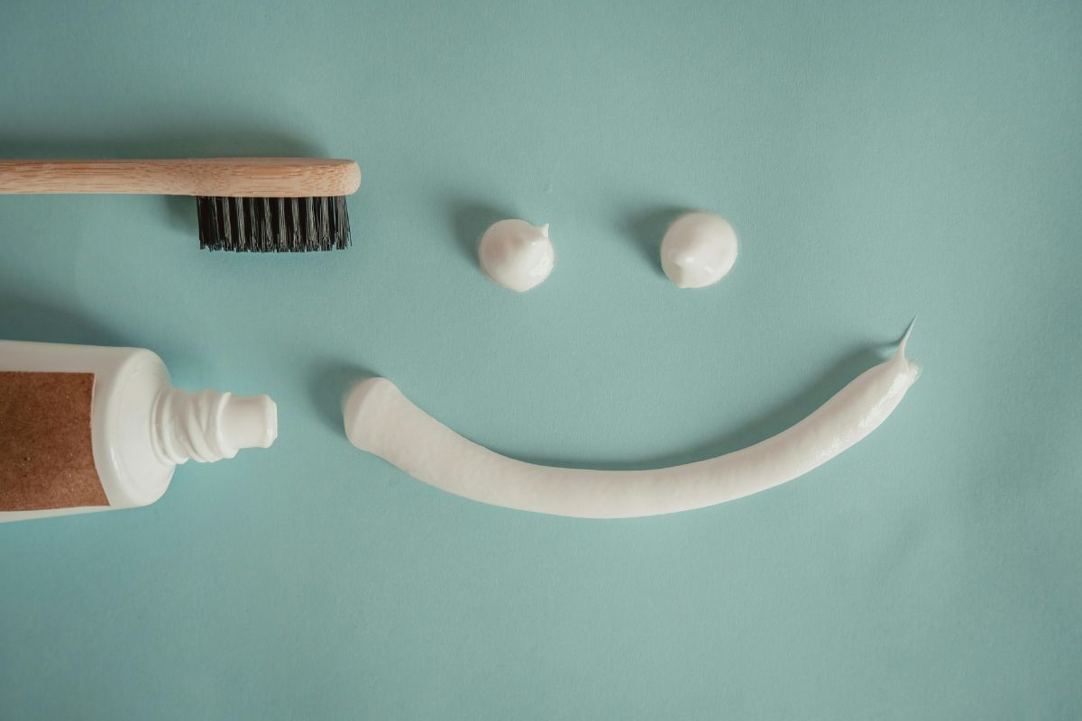 Real Toothpaste The Parent's Guide to Natural Toothpaste: What Your Family Really Need