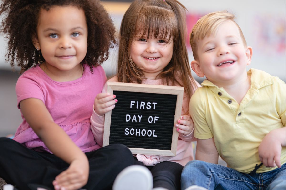 Happy, Healthy School Days: Simple Morning and Evening Routines for Little Ones Starting School